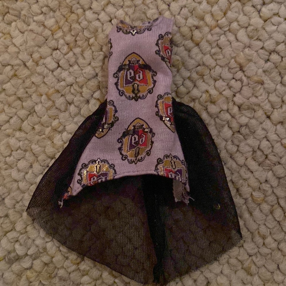 Ever After High Raven Queen School Spirit Doll Shirt